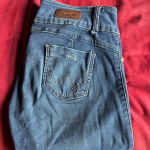 Wrangler brand skinny jeans, size 5